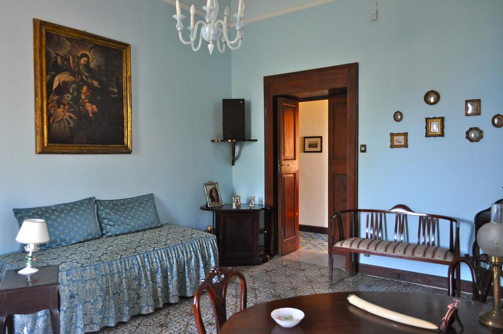 Villa Elizabeth ミラッツォ 部屋 写真